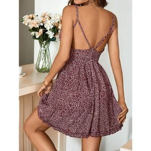 NWOT Cupshe Burgundy White Floral Sleeveless Strappy Mini Dress Size Medium